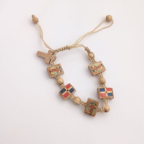 NWOT Cream Wood Beaded Catholic‎ Cross Adjustable Slider Bracelet - Picture 3 of 7